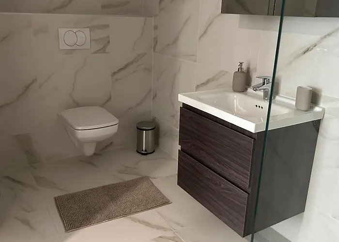 Fregatt 104 公寓 *